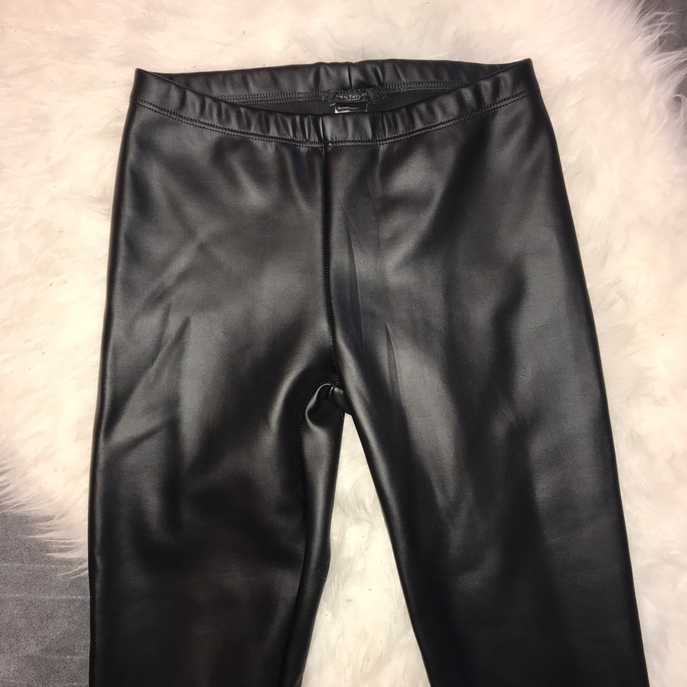NWT Ann Taylor faux leather leggings size S